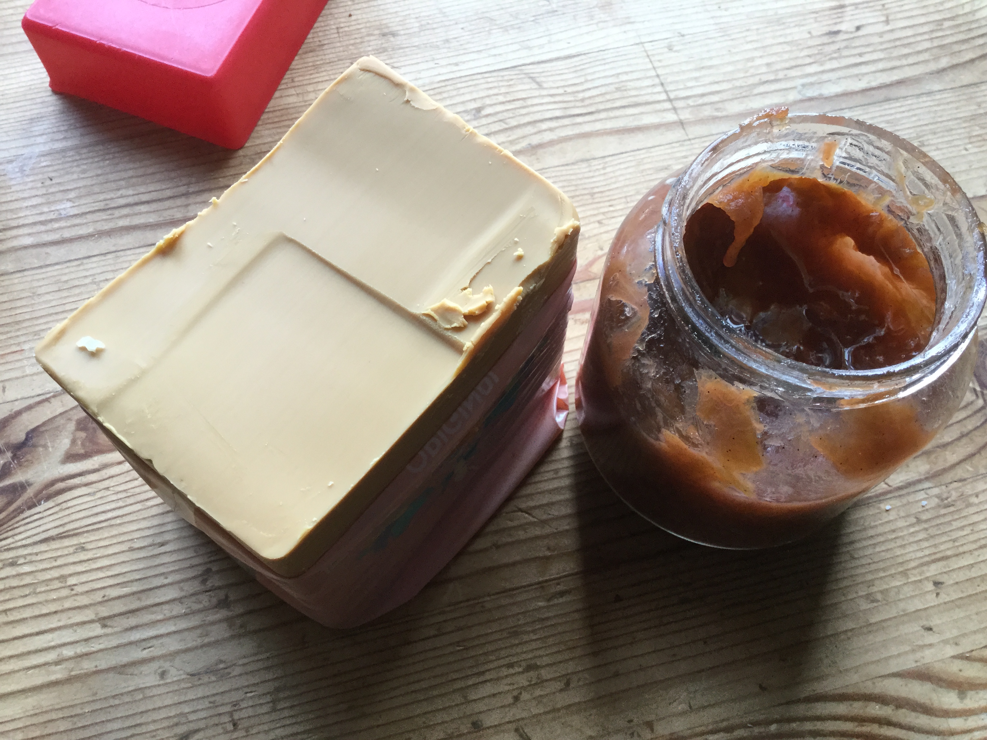 99679773-5853-446C-8FEC-0CC81092BA3E